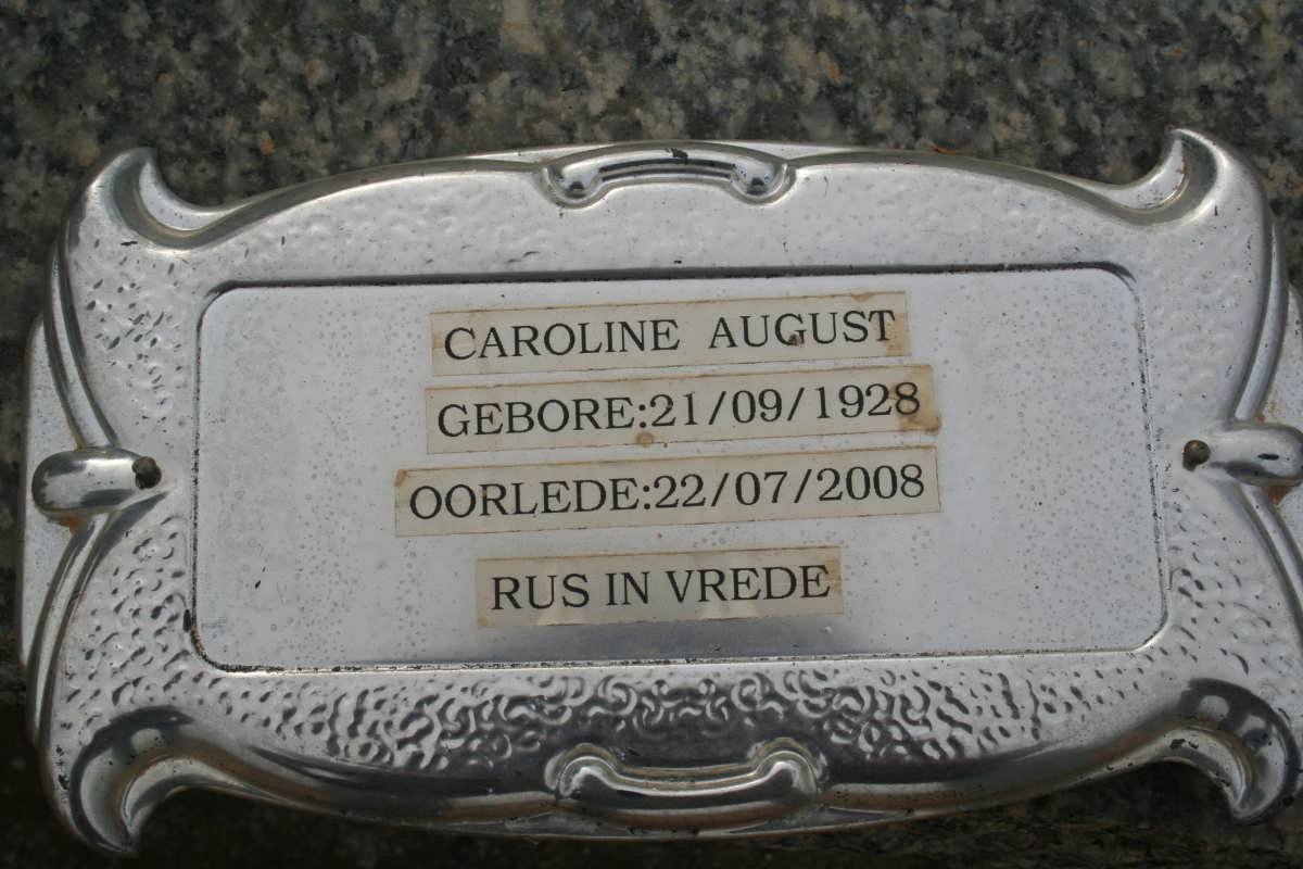 AUGUST Caroline 1928-2008