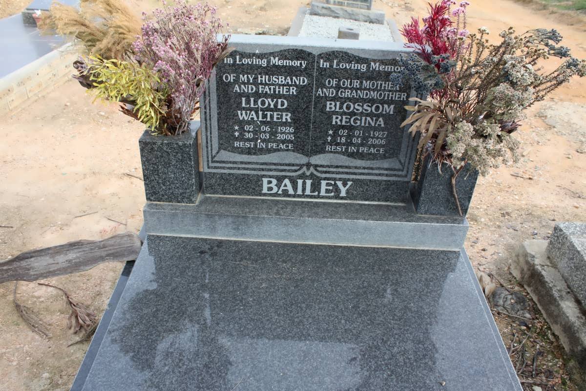 BAILEY Lloyd Walter 1926-2005 &amp; Blossom Regina 1927-2006