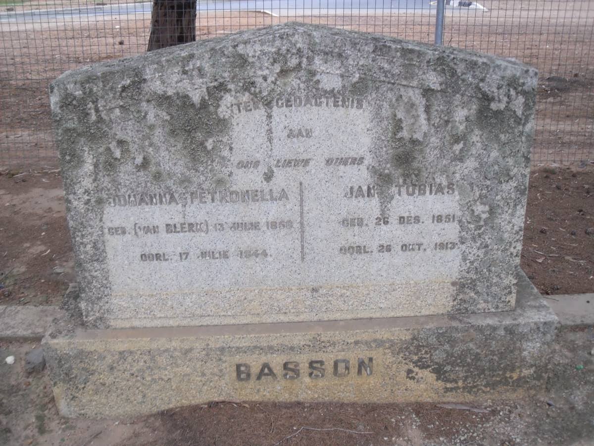 BASSON Jan Tobias 1851-1913 &amp; Johanna Petronella VAN BLERK 1858-1944