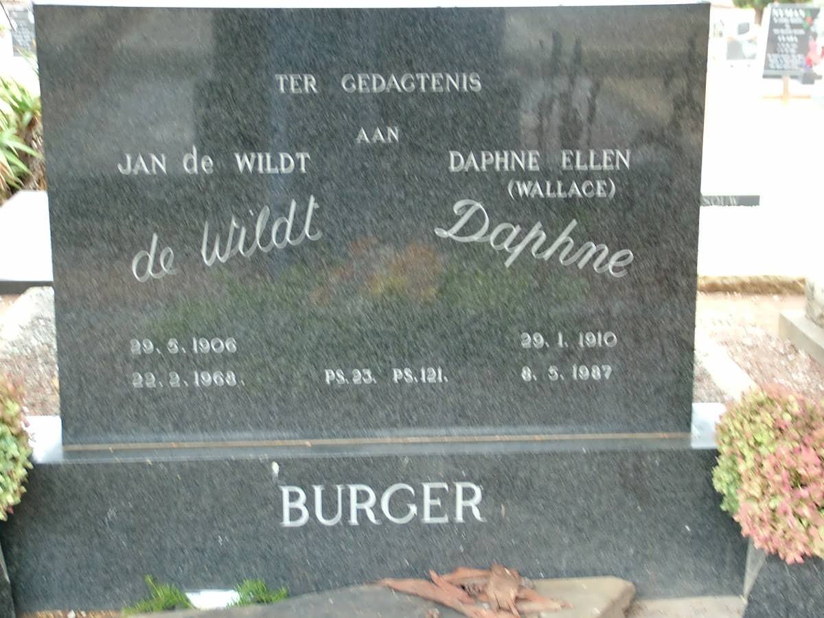 BURGER Jan de Wildt 1906-1968 &amp; Daphne Ellen WALLACE 1910-1987