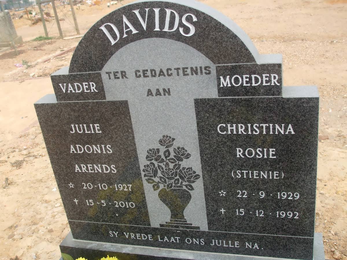 DAVIDS Julie Adonis Arends 1927-2010 &amp; Christina Rosie 1929-1992