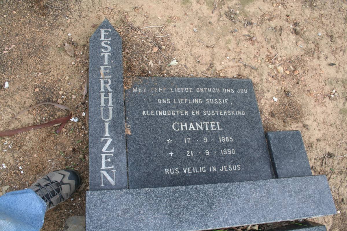 ESTERHUIZEN Chantel 1985-1990
