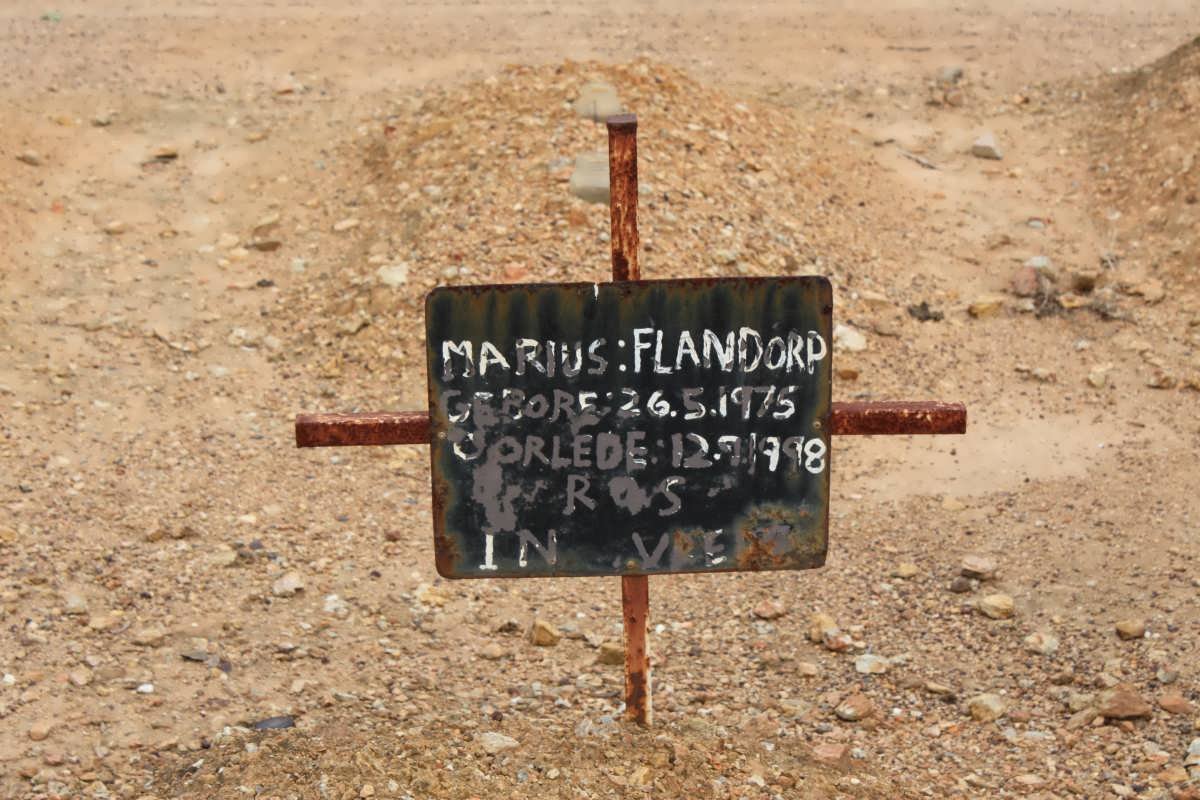FLANDORP Marius 1975-1998