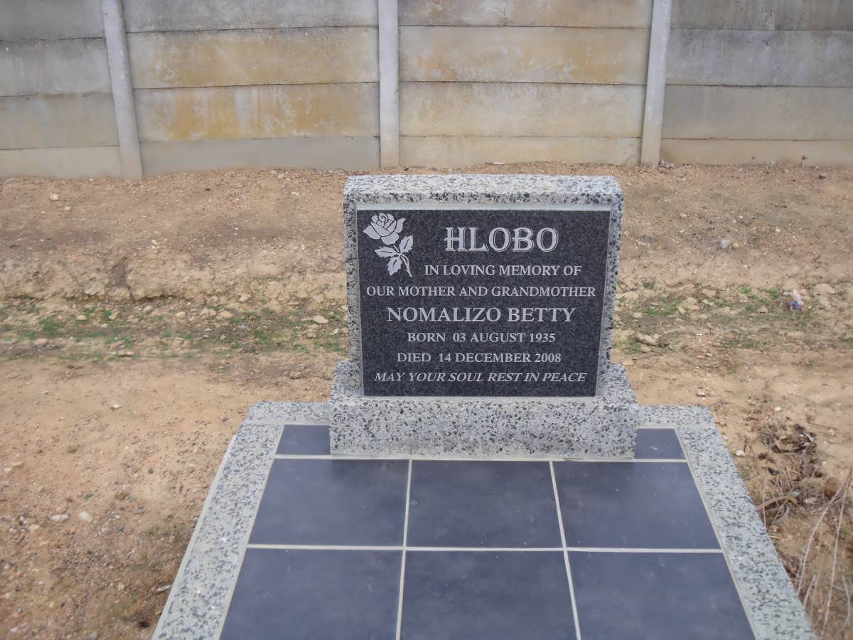 HLOBO Nomalizo Betty 1935-2008