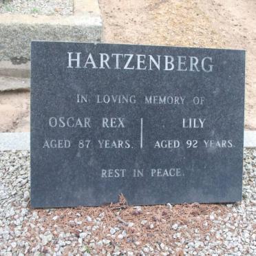 HARTZENBERG Oscar Rex &amp; Lily