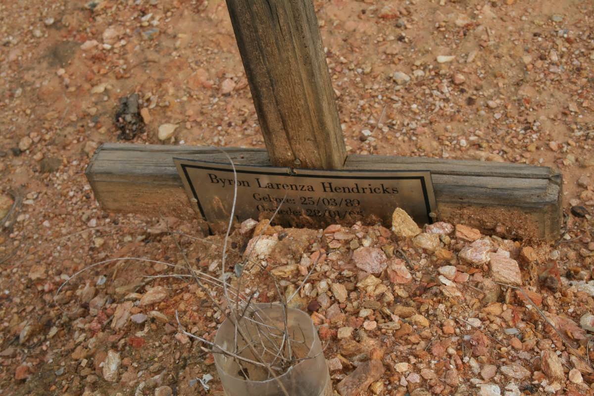 HENDRICKS Byron Larenza 1989-2005