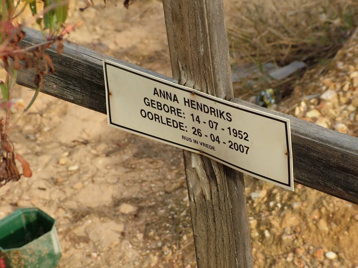 HENDRIKS Anna 1952-2007