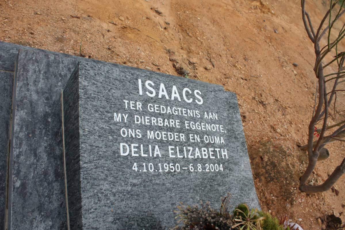 ISAACS Delia Elizabeth 1950-2004