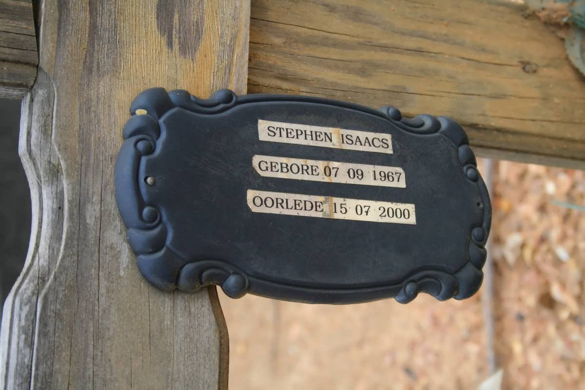 ISAACS Stephen 1967-2000