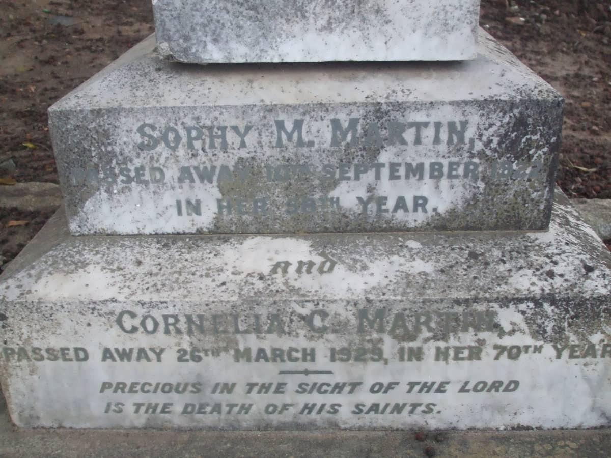 MARTIN Sophy M. -1922 :: MARTIN Cornelia C. -1929