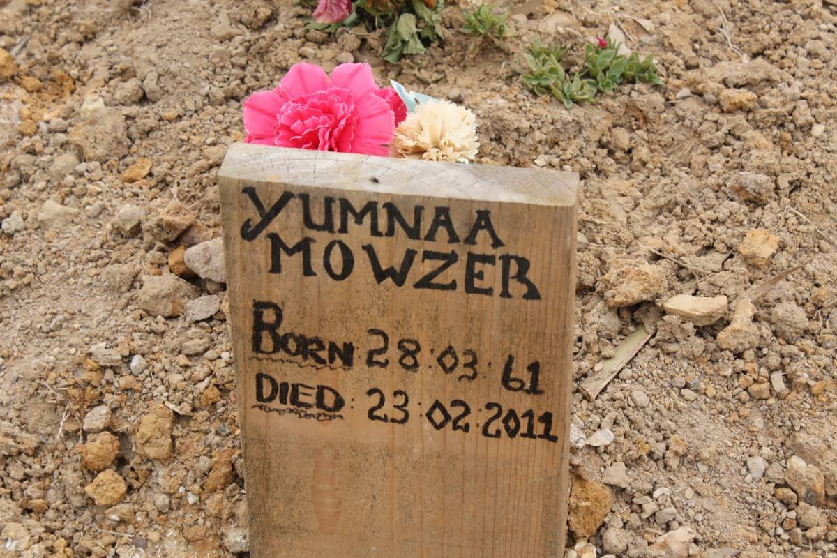 MOWZER Yumnaa 1961-2011