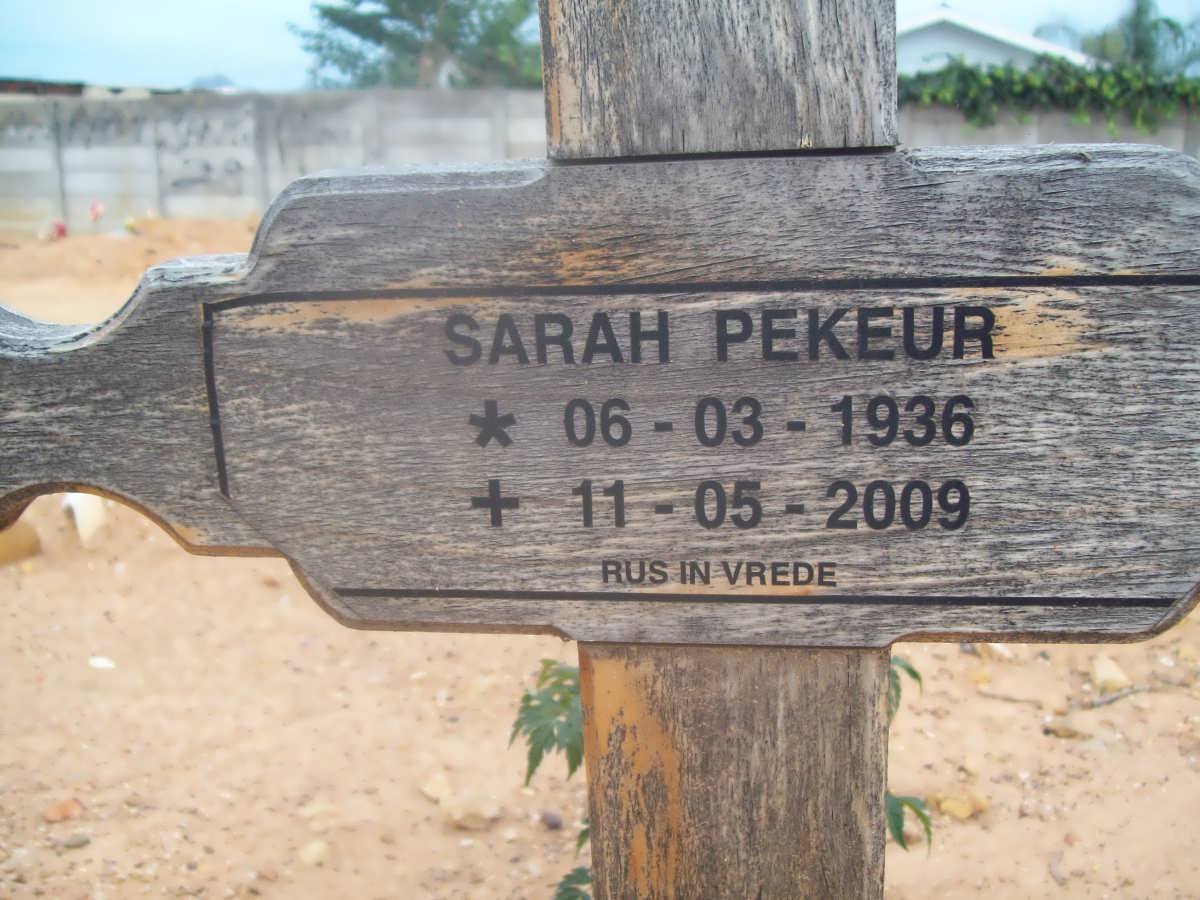 PEKEUR Sarah 1936-2009