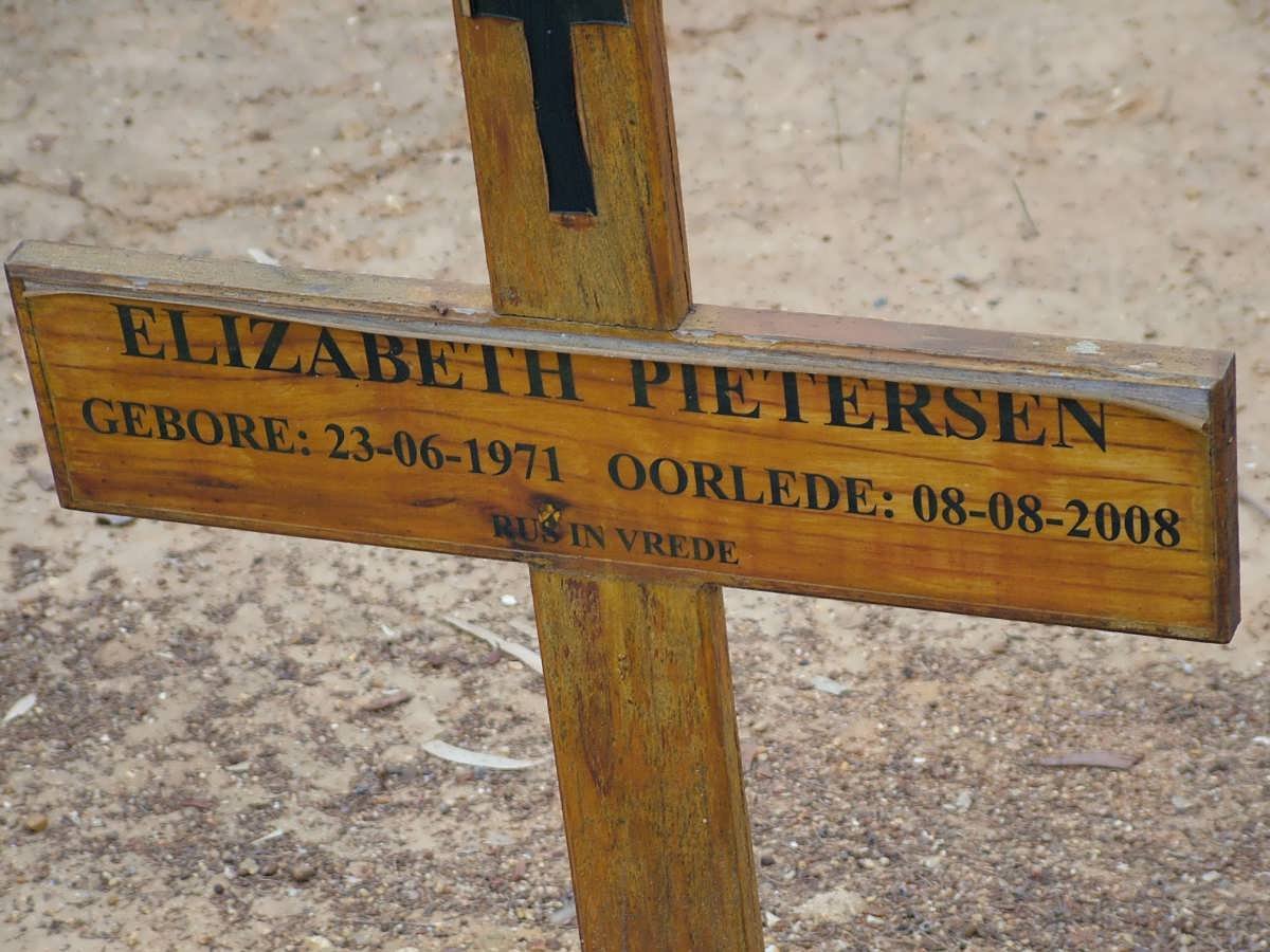 PIETERSEN Elizabeth 1971-2008