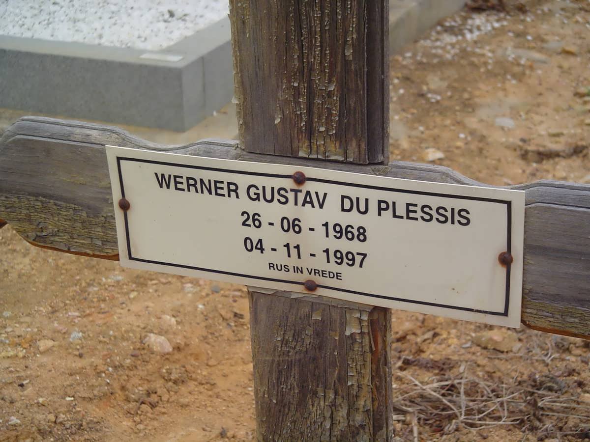 PLESSIS Werner Gustav, du 1968-1997