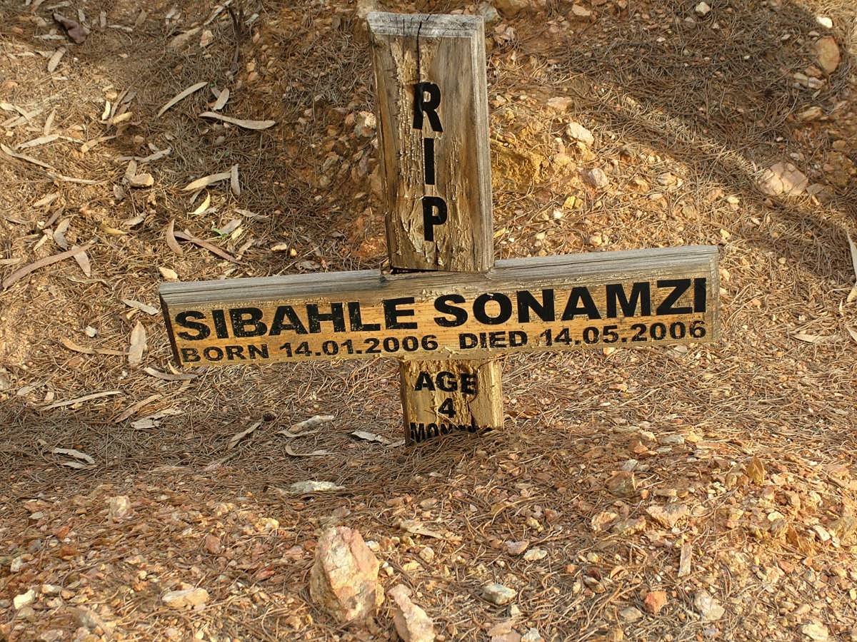SIBAHLE Sonamzi 2006-2006