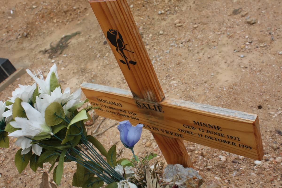 SALIE Mogamat 1924-2010 &amp; Minnie 1932-1999