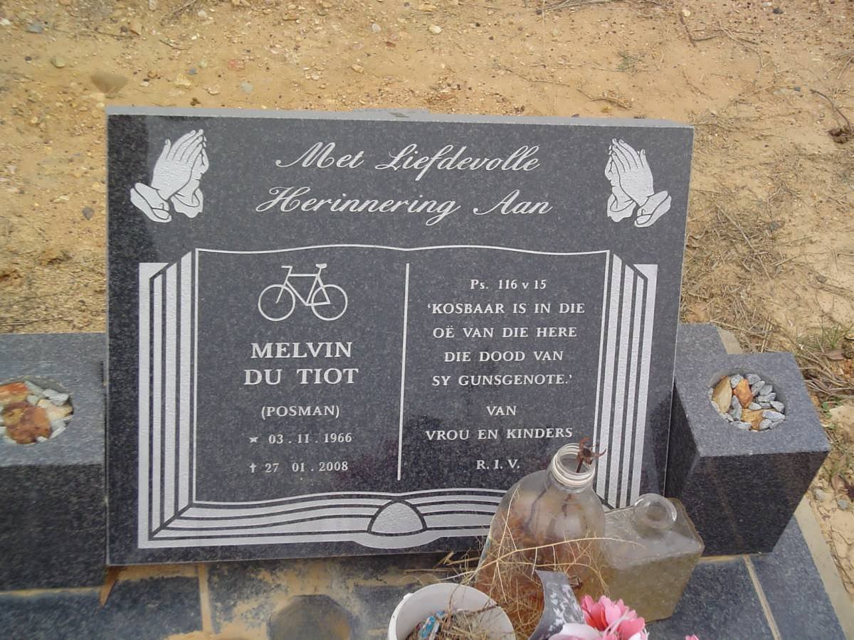 TIOT Melvin, du 1966-2008