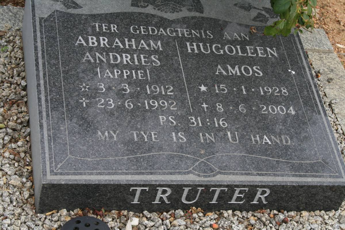 TRUTER Abraham Andries 1912-1992 &amp; Hugoleen Amos 1928-2004