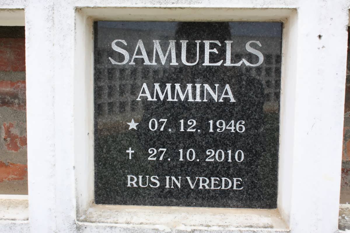 SAMUELS Ammina 1946-2010