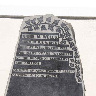 WELLS Annie M. -1922