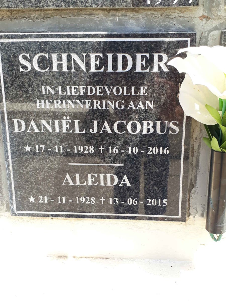 SCHNEIDER Daniël Jacobus 1928-2016 &amp; Aleida 1928-2015