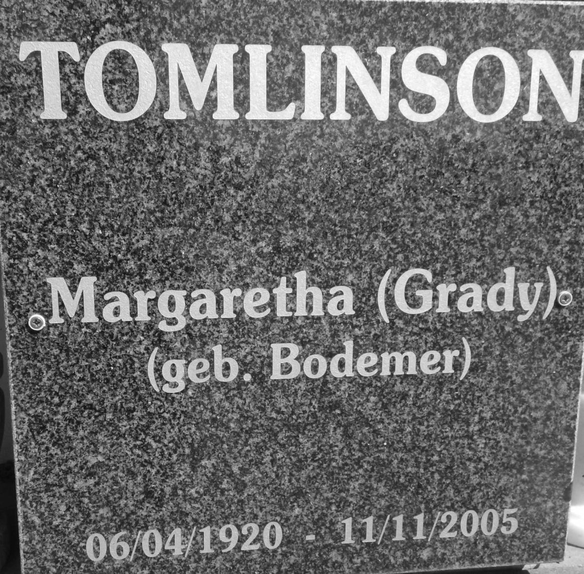 TOMLINSON Margaretha nee BODEMER 1920-2005