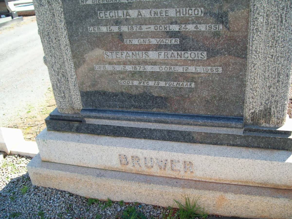 BRUWER Stefanus Francois 1875-1966 &amp; Cecilia A. HUGO 1874-1951