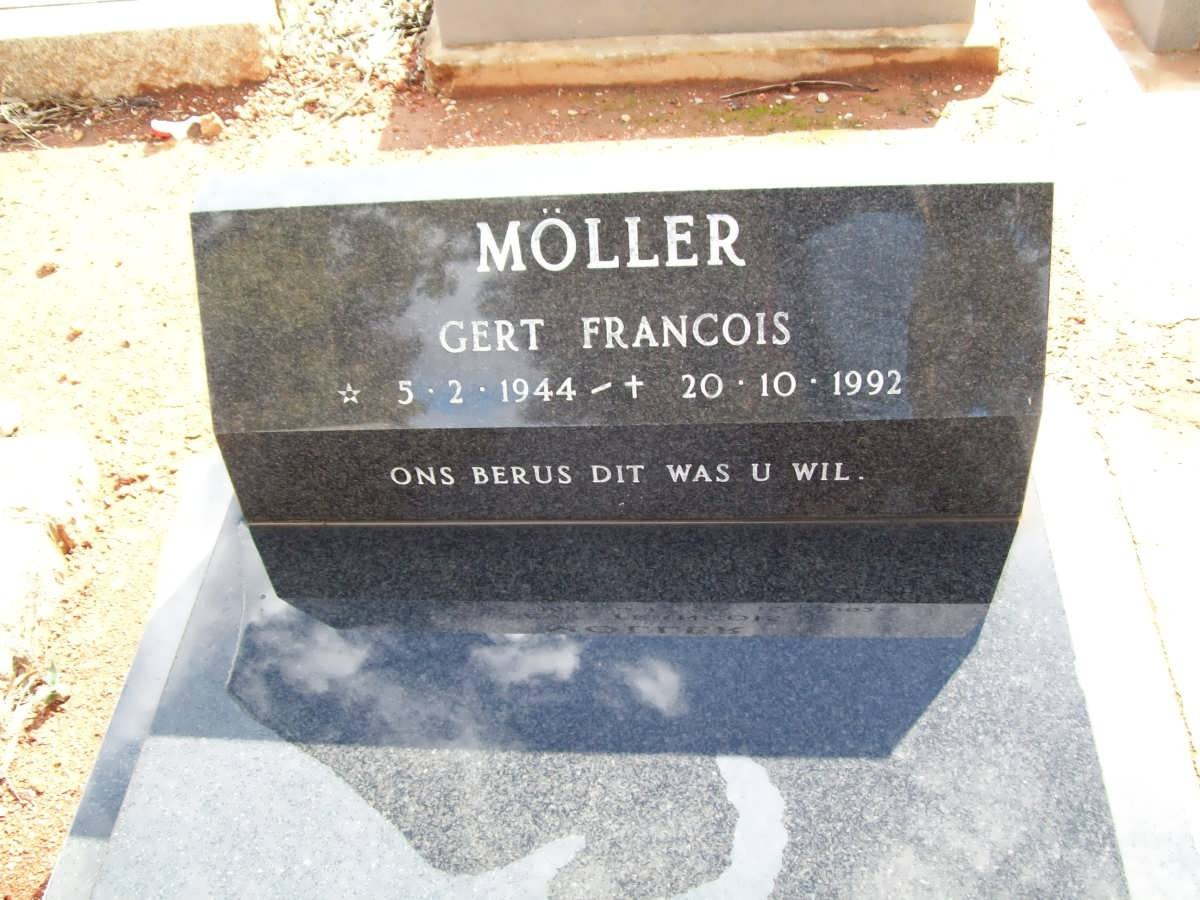 MOLLER Gert Francois 1944-1992