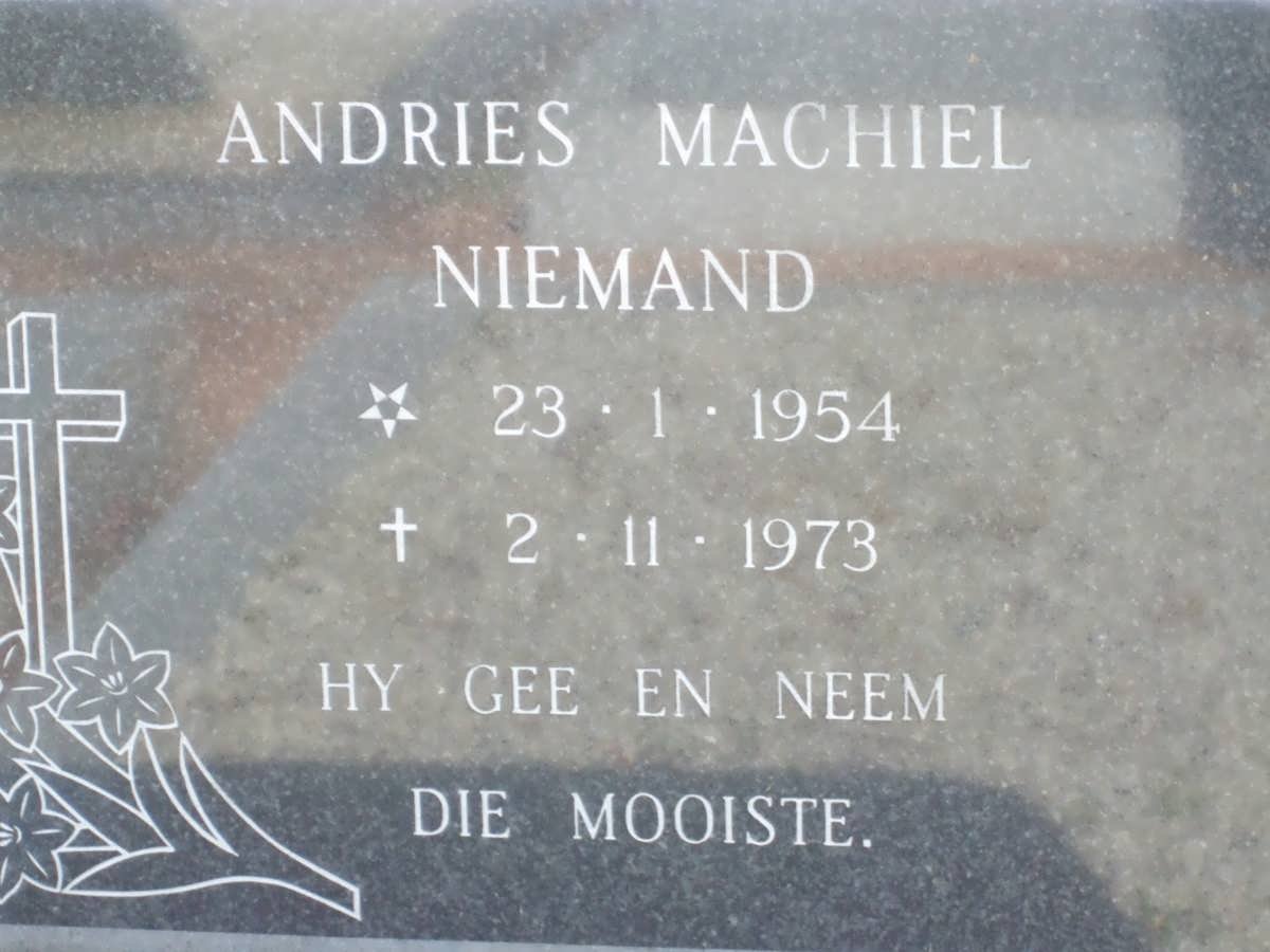 NIEMAND Andries Machiel 1954-1973