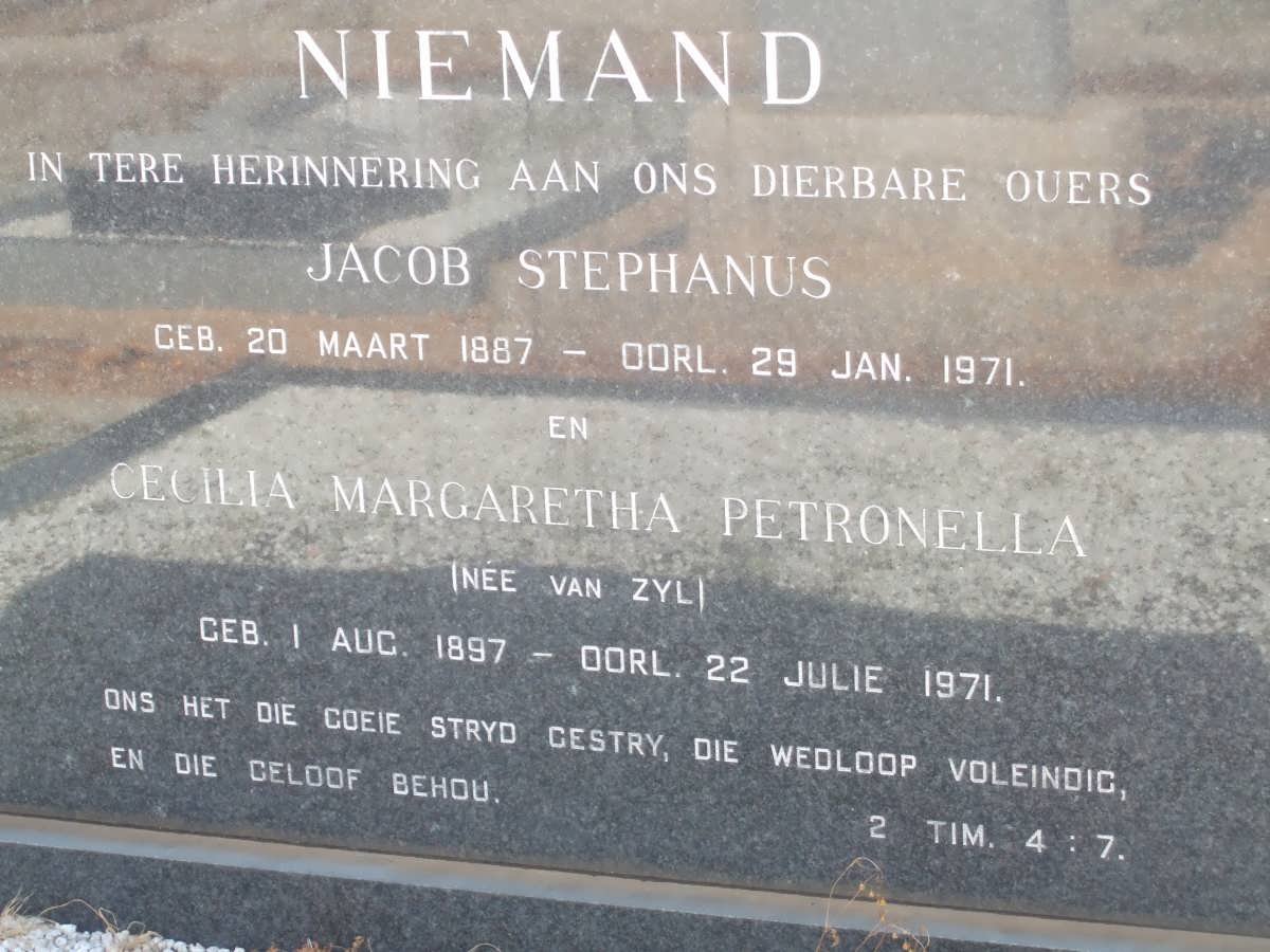 NIEMAND Jacob Stephanus 1887-1971 &amp; Margaretha Petronella VAN ZYL 1897-1971