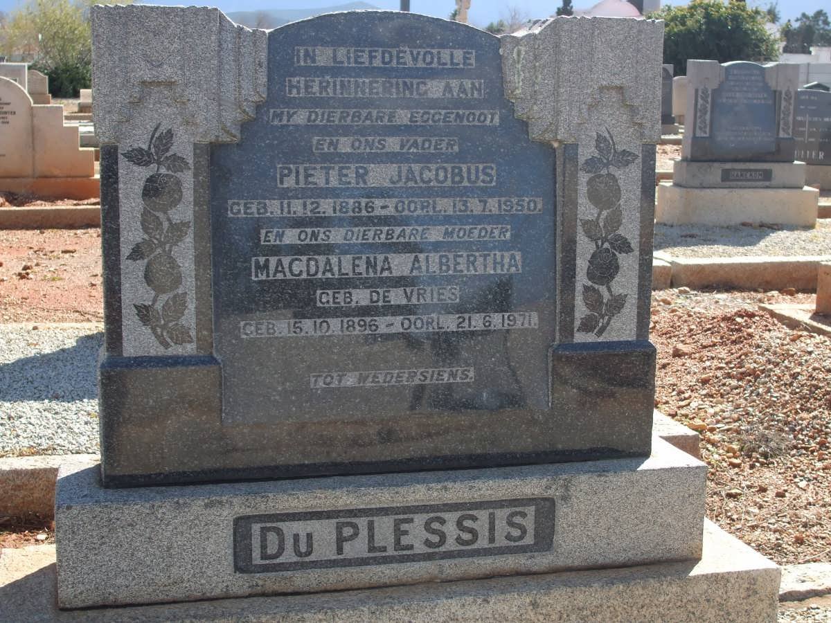 PLESSIS Pieter Jacobus, du 1886-1950 &amp; Magdalena Albertha DE VRIES 1896-1971
