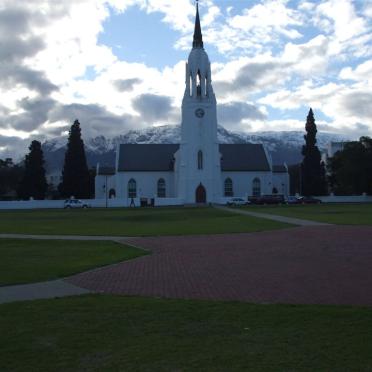Western Cape, WORCESTER, NG Moederkerk, Church yard & Memorial Wall