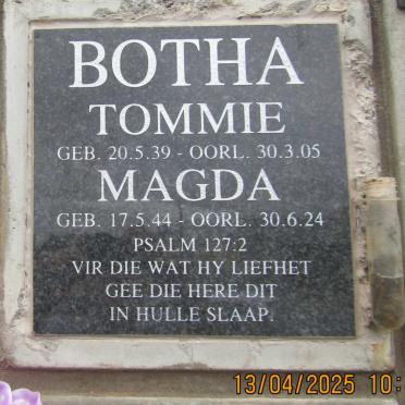 BOTHA Tommie 1939-2005 & Magda 1944-2024