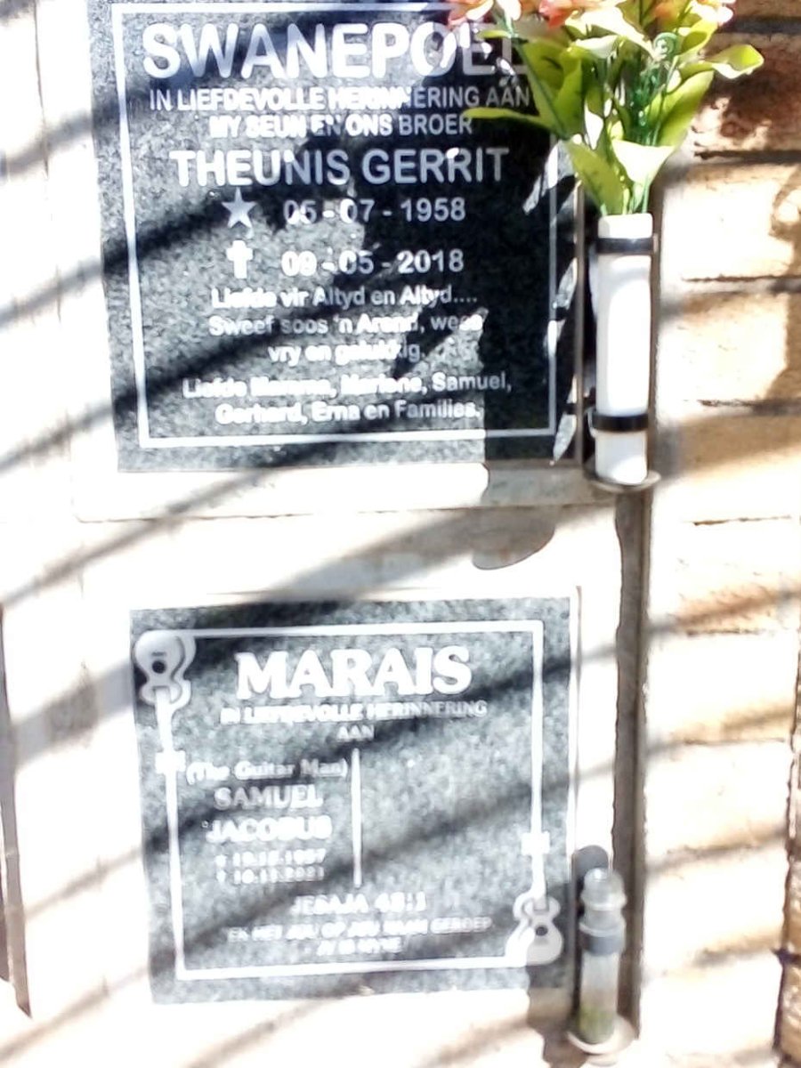 SWANEPOEL :: MARAIS 