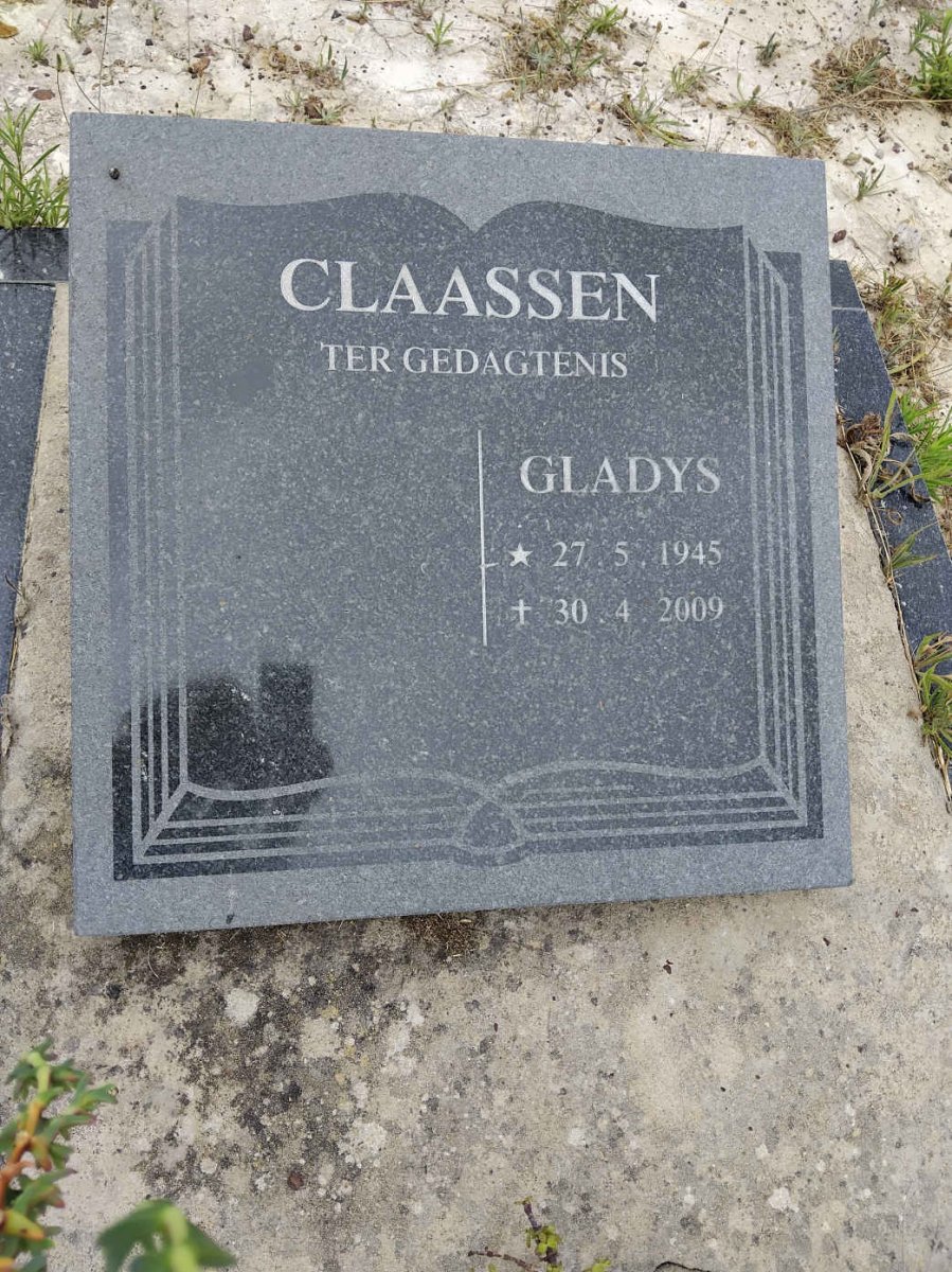 CLAASSENS Gladys 1945-2009