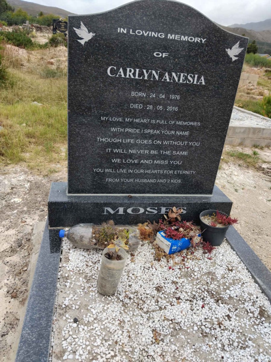 MOSES Carlyn Anesia 1976-2016