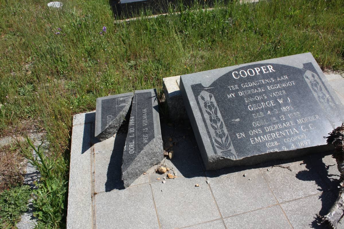 COOPER George W.J. 1893-1972 &amp; Emmerentia C.C. COOPER 1897-1984