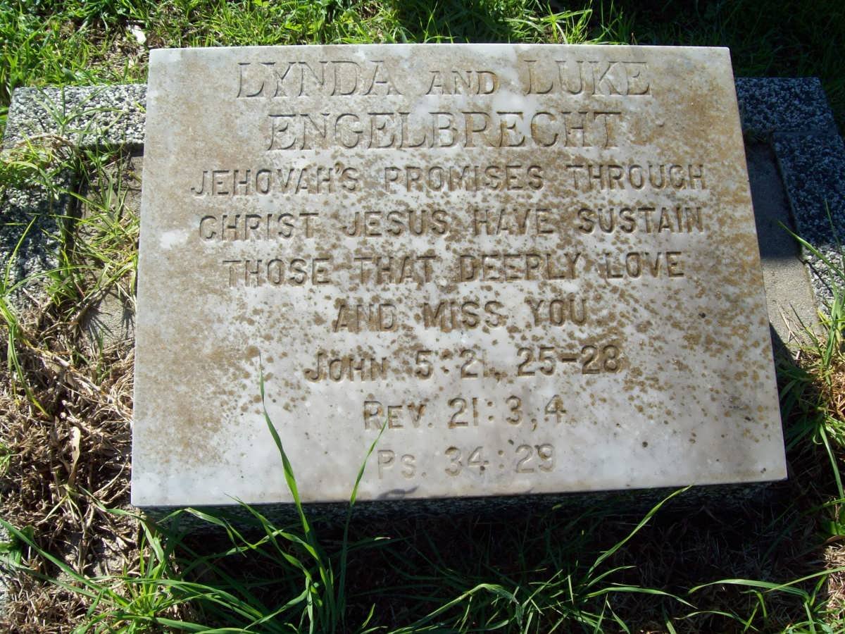 ENGELBRECHT Luke &amp; Lynda