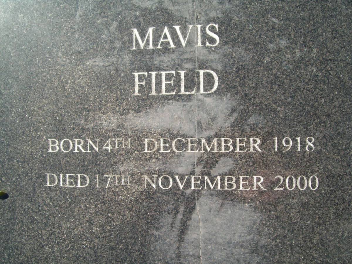 FIELD Mavis 1918-2000