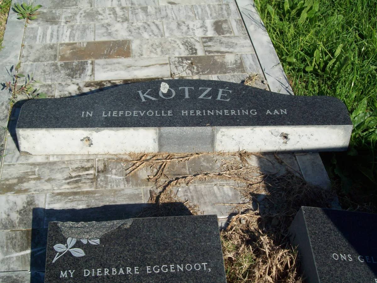 KOTZE  C.J. 1925-1987