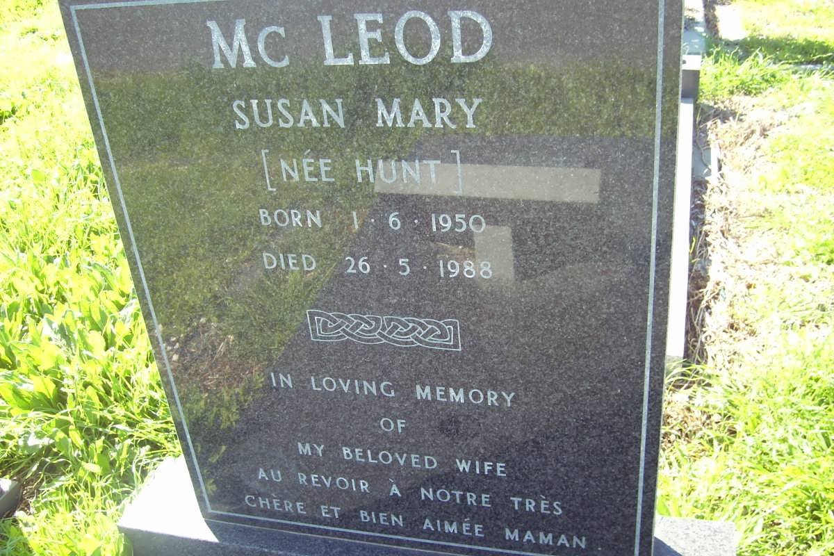 Mc LEOD Susan Mary nee HUNT 1950-1988