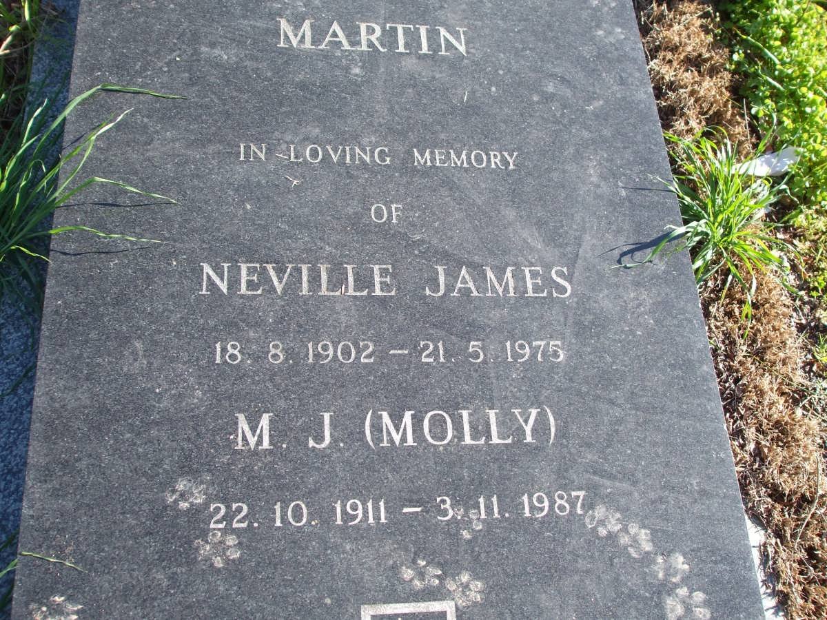 MARTIN Neville James 1902-1975 &amp; M.J. 1911-1987
