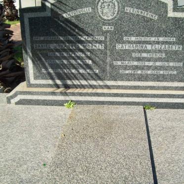 MORKEL Daniel Johannes 1896-1945 &amp; Catharina Elizabeth THERON 1899-1980