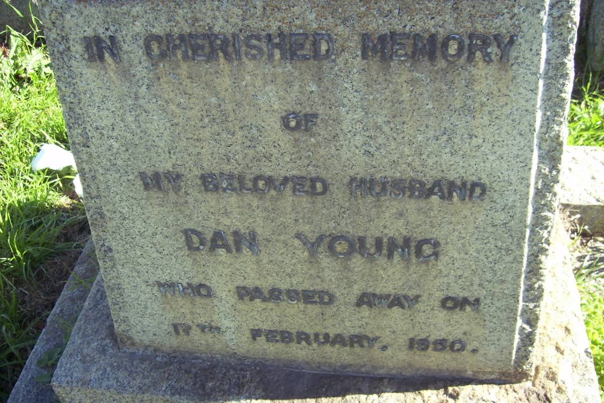 YOUNG Dan -1950