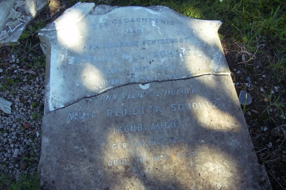 SCHOLTZ Roelof C.L. 1864-1919 &amp; Anna Reinetta KONBLAUCH 1836-1934